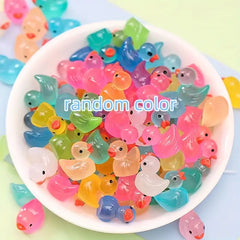 20pcs Glow-in-the-dark Duckling, Color Random